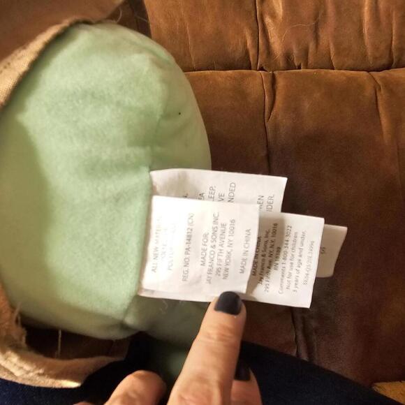 Star Wars The Child (Baby Yoda) Plush Toy - Picture 2 of 4